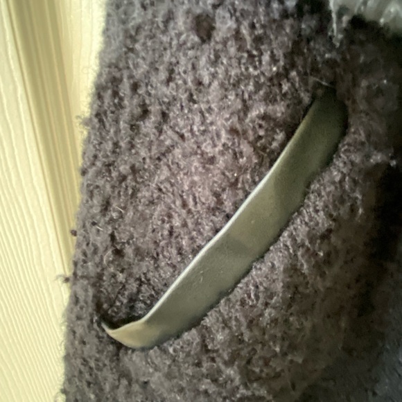 Love Tree fuzzy faux fur and fleece vest - Picture 4 of 9